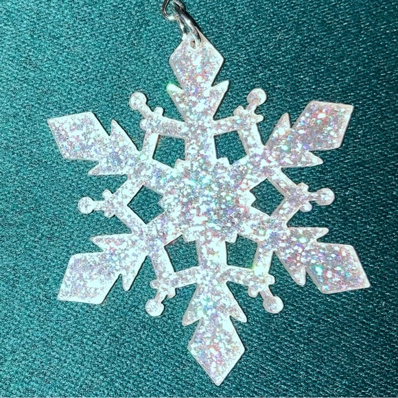 NEW Snowflake Holographic Dangling Statement Earrings Winter Christmas Jewelry - Picture 7 of 9